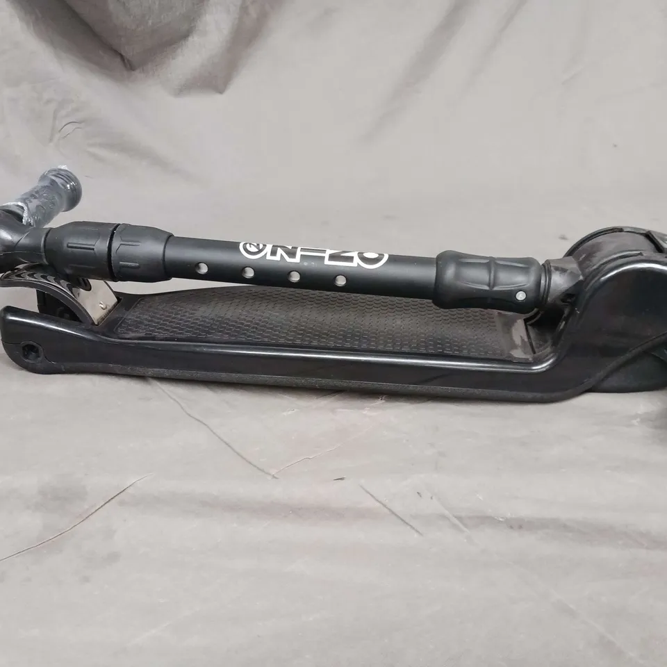 BOXED ZINC THREE WHEELED FOLDING SCOOTER 
