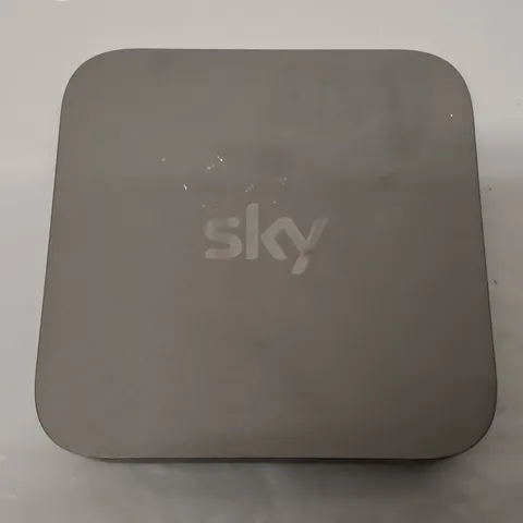 UNBOXED SKY STREAM PUCK - IP06Q-EF-ANT