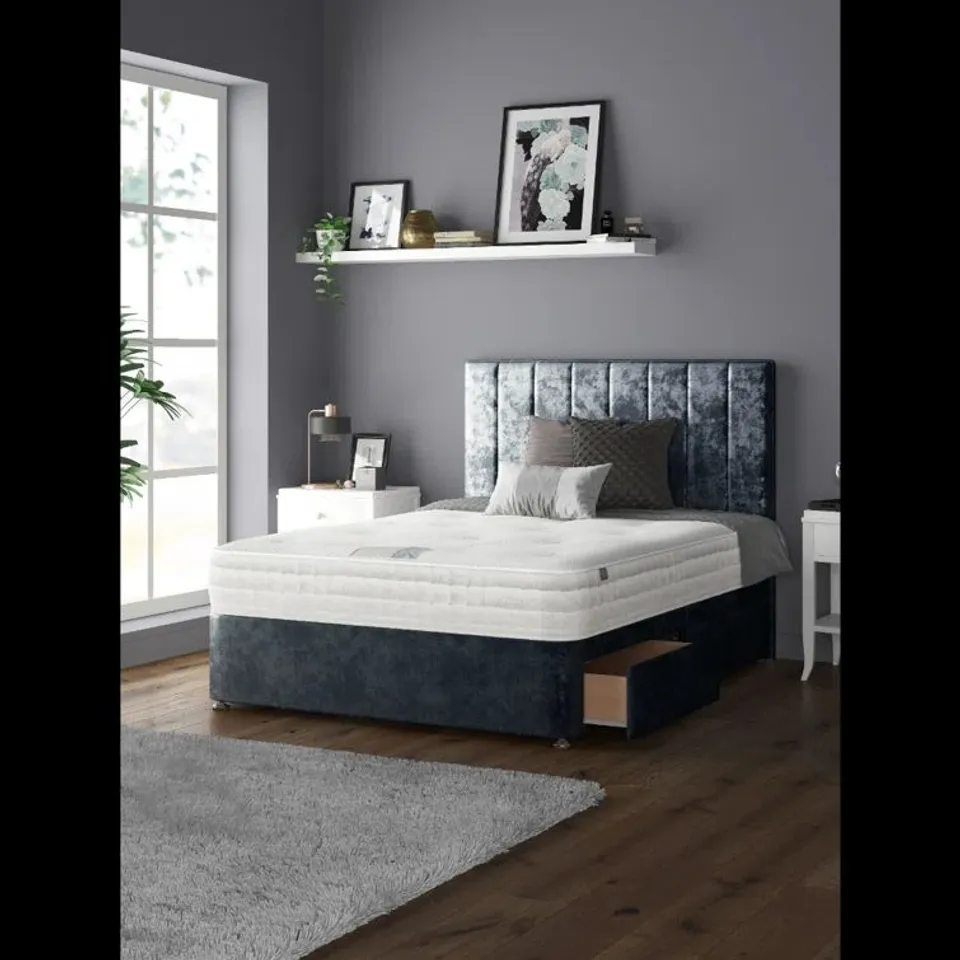 TORI COILSPRUNG DIVAN BED SET
