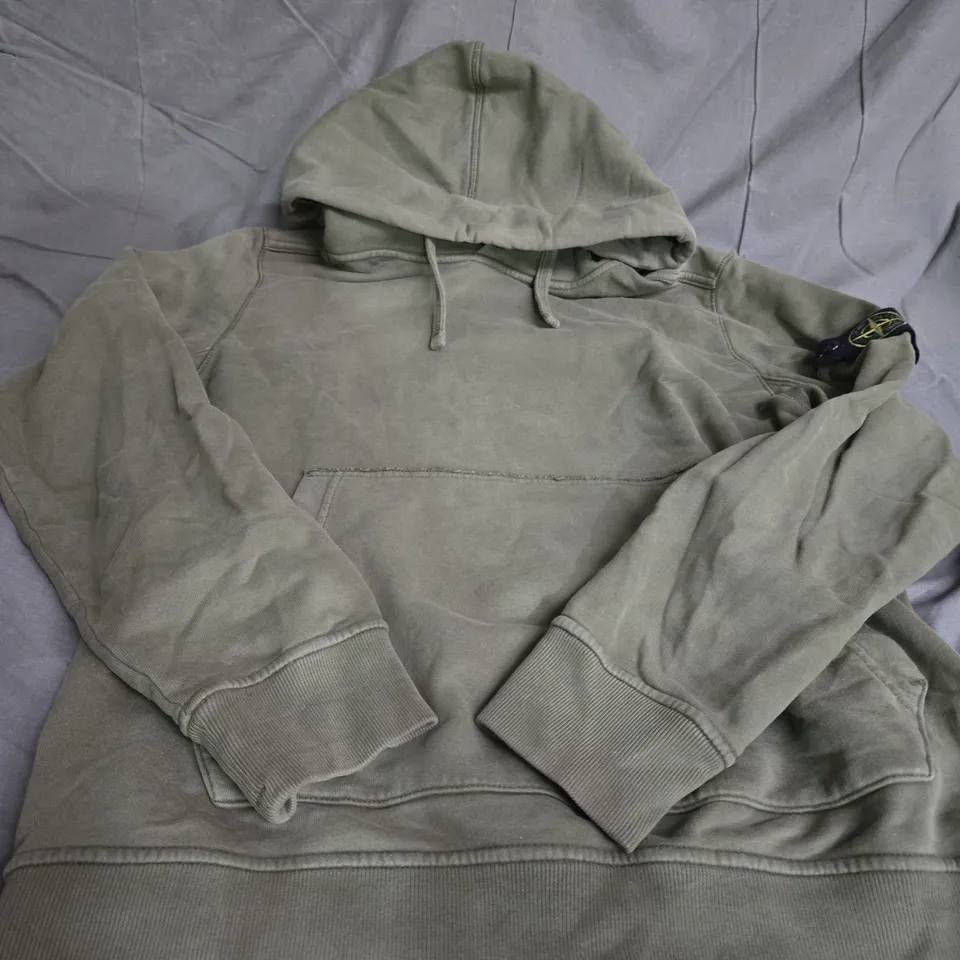 GREEN STONE ISLAND HOODIE SIZE M 