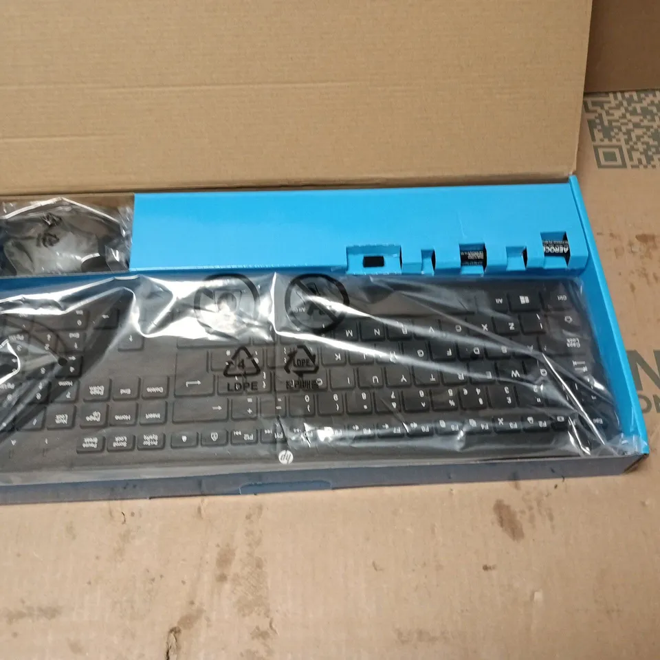 HP 235 WIRELESS KEYBOARD AND MOUSE COMBO – BOXED
