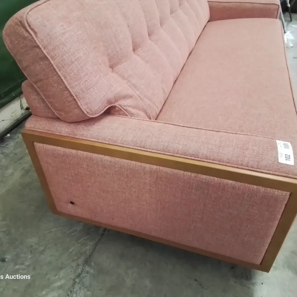 QUALITY BRITISH DESIGNER & MANUFACTURED G PLAN VINTAGE 59 LARGE SOFA FIZZLE RHUBARB FABRIC