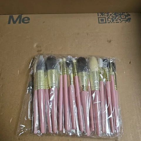 PLOUISE 20 PIECE MAKE UP BRUSH SET