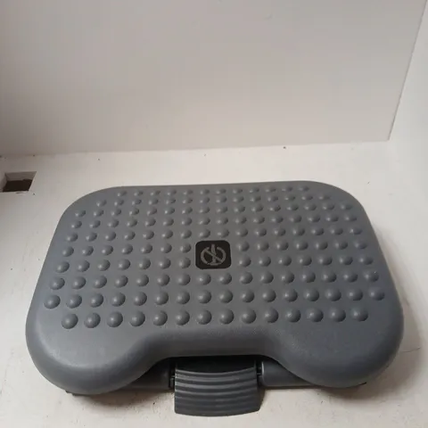 HOMCOM GREY PLASTIC FOOTREST – NON-SLIP TOP, FOLDING