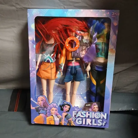 FASHION GIRLS DOLLS BOXED SET 