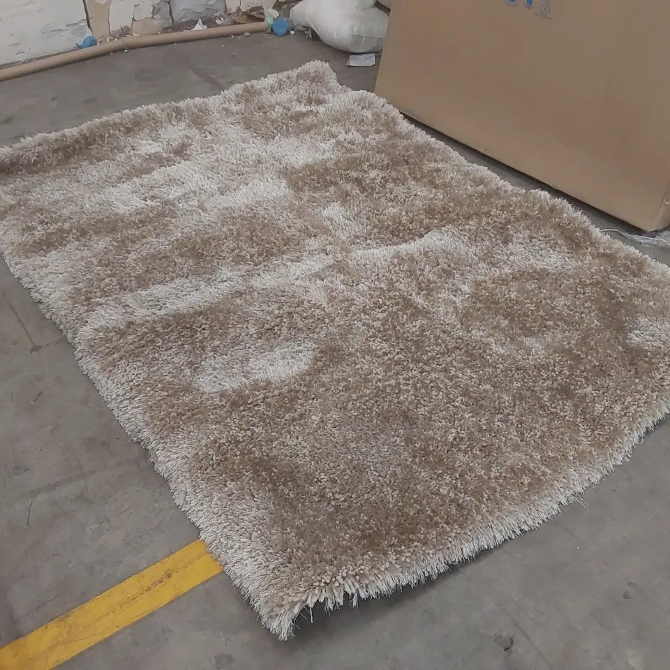 QUALITY DESIGNER AREA RUG - APPROXIMATELY 230 x 160cm