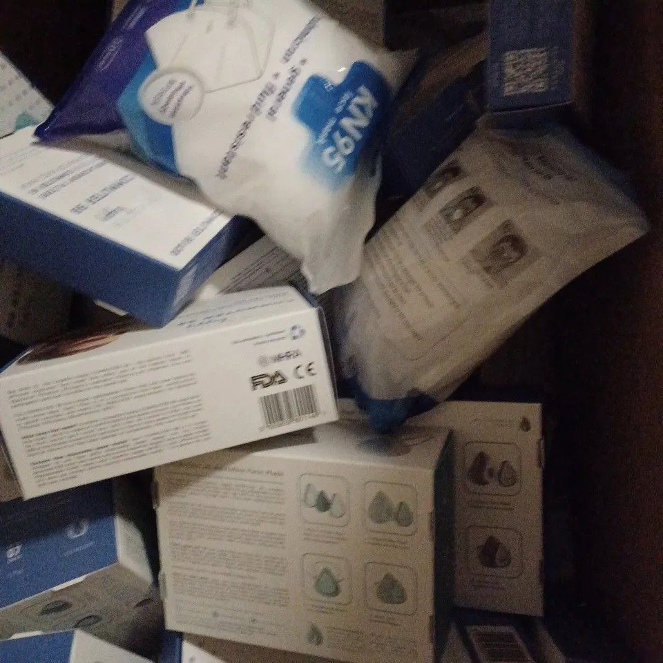 LOT OF APPROX 20 ASSORTED FACE MASKS