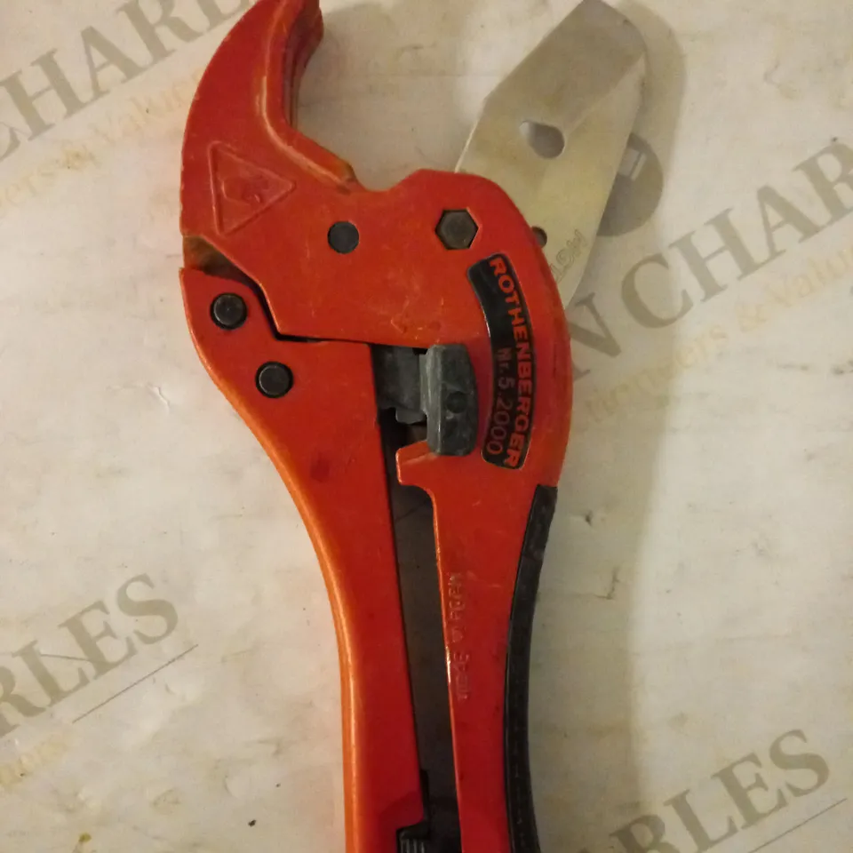 ROTHENBERGER 52000 ROCUT PLASTIC PIPE SHEAR