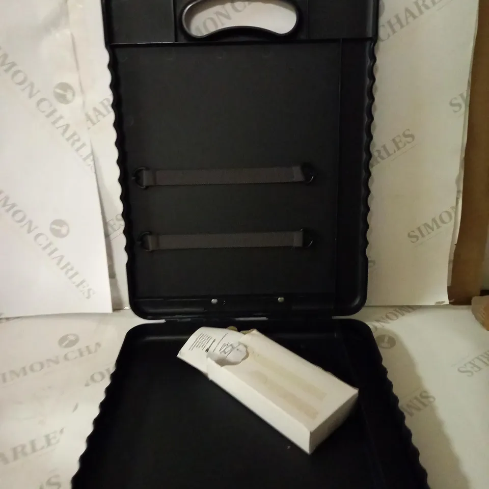 DELUXE TABLET CLIPBOARD CASE