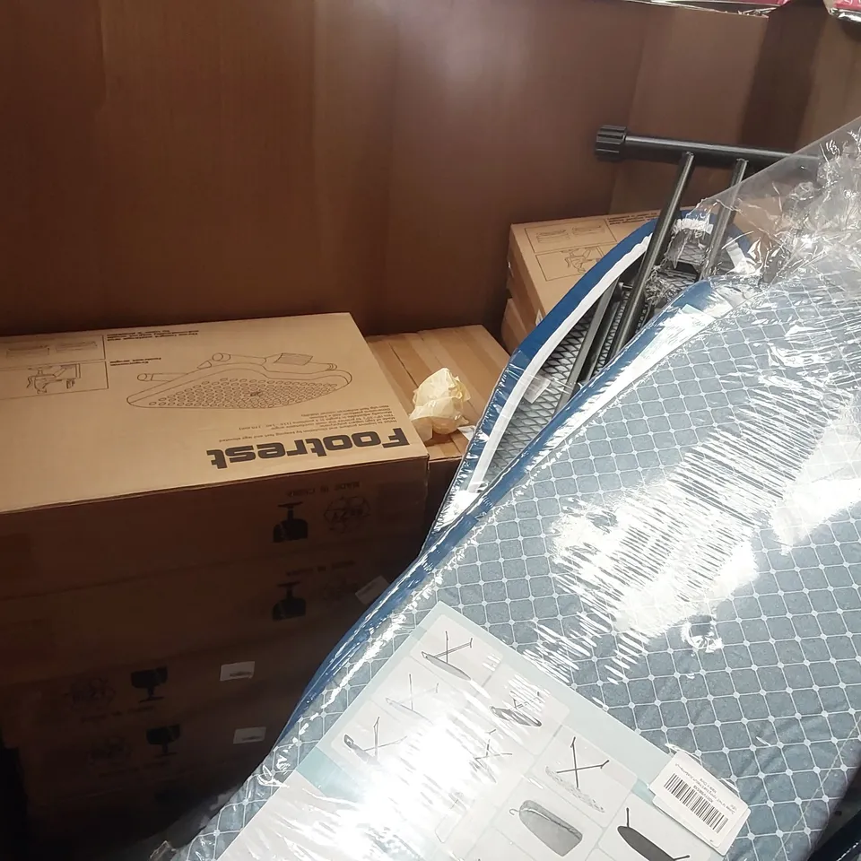 PALLET OF ASSORTED ITEMS INCLUDING: IRONING BOARDS, FOOTRESTS, NINTENDO SWITCH CASE ECT