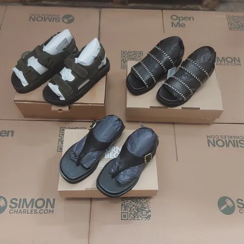 PALLET CONTAINING APPROXIMATELY 160x BRAND NEW SIMPLY BE AND JD WILLIAMS SHOES INCLUDING: TYLA SANDALS, LUMINIA SANDALS, MISTY SANDALS ECT
