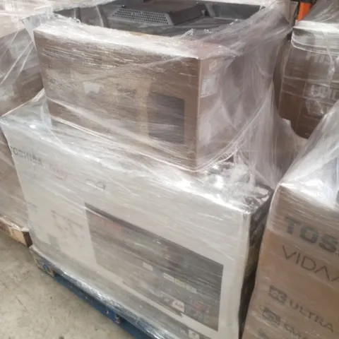 PALLET CONTAINING APPROXIMATELY 15 ASSORTED DAMAGED TVS