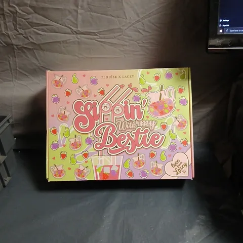 Skippin' With My Bestie Boxed Gift Set – PLOUISE x LACEY 