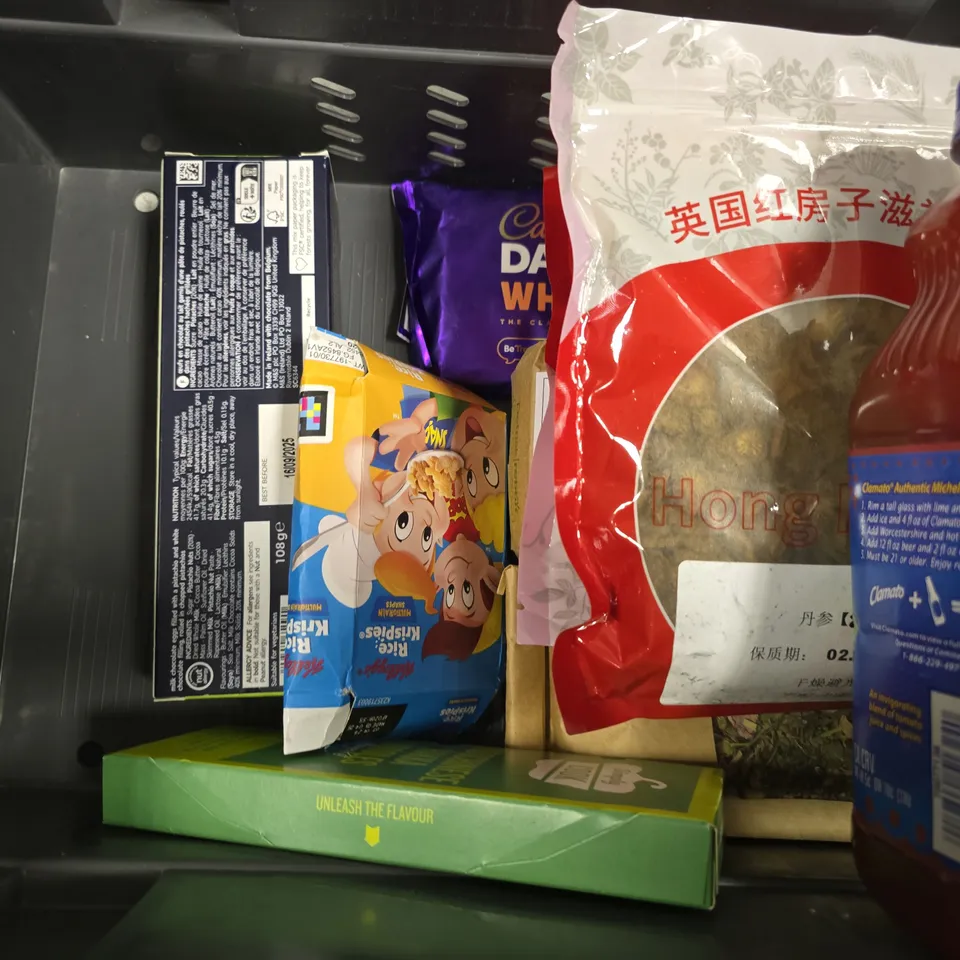 APPROXIMATELY 12 ASSORTED FOOD & DRINK ITEMS TO INCLUDE - MILKY WAY CRISPY ROLLS, LINDT DUBIA CHOCOLATE ETC