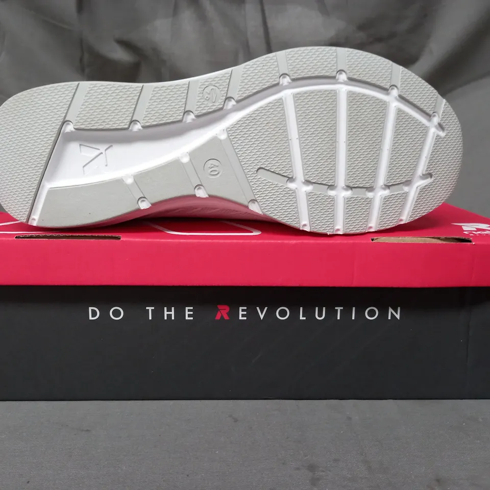 BOXED PAIR OF RIEKER TRAINERS IN WHITE SIZE 6.5