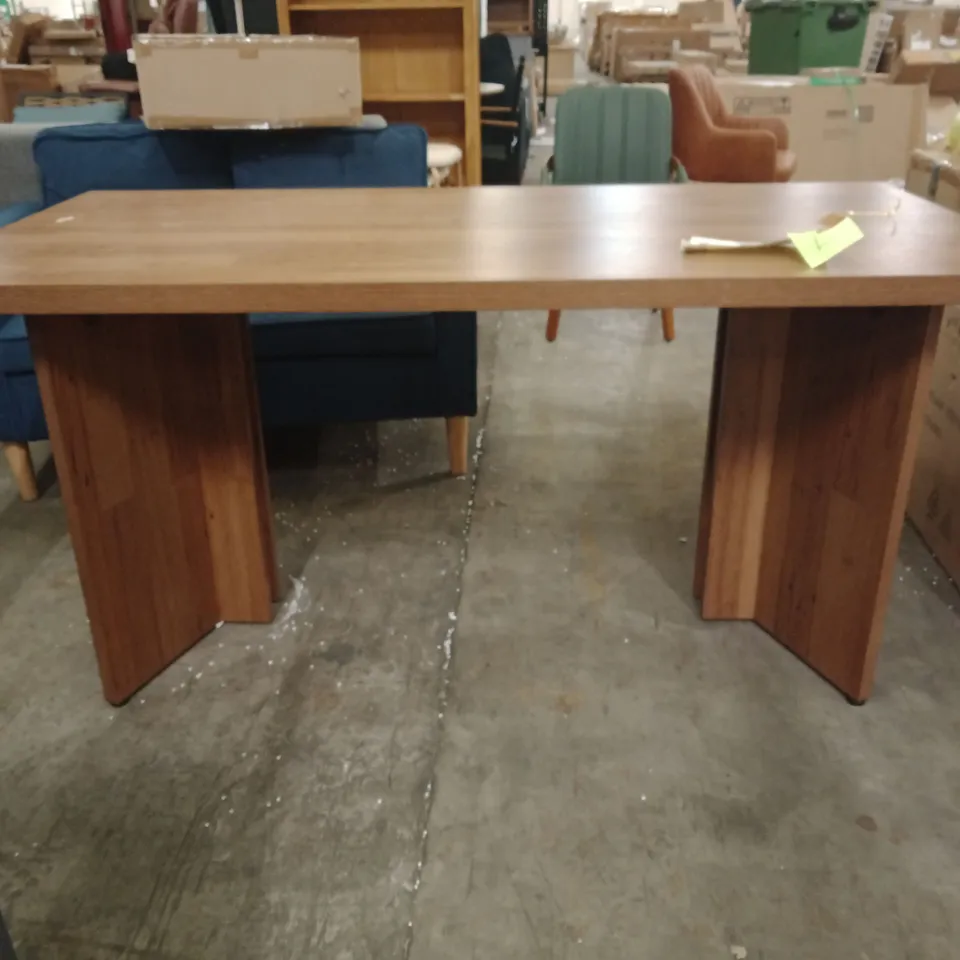 RAHN 160 CM DINING TABLE – WALNUT FINISH
