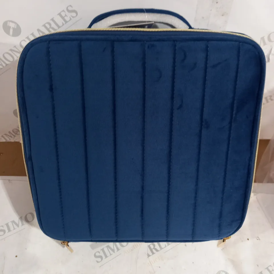 TILI VELVET QUILTED MAKE-UP ORGANISER LARGE VANITY CASE - NAVY