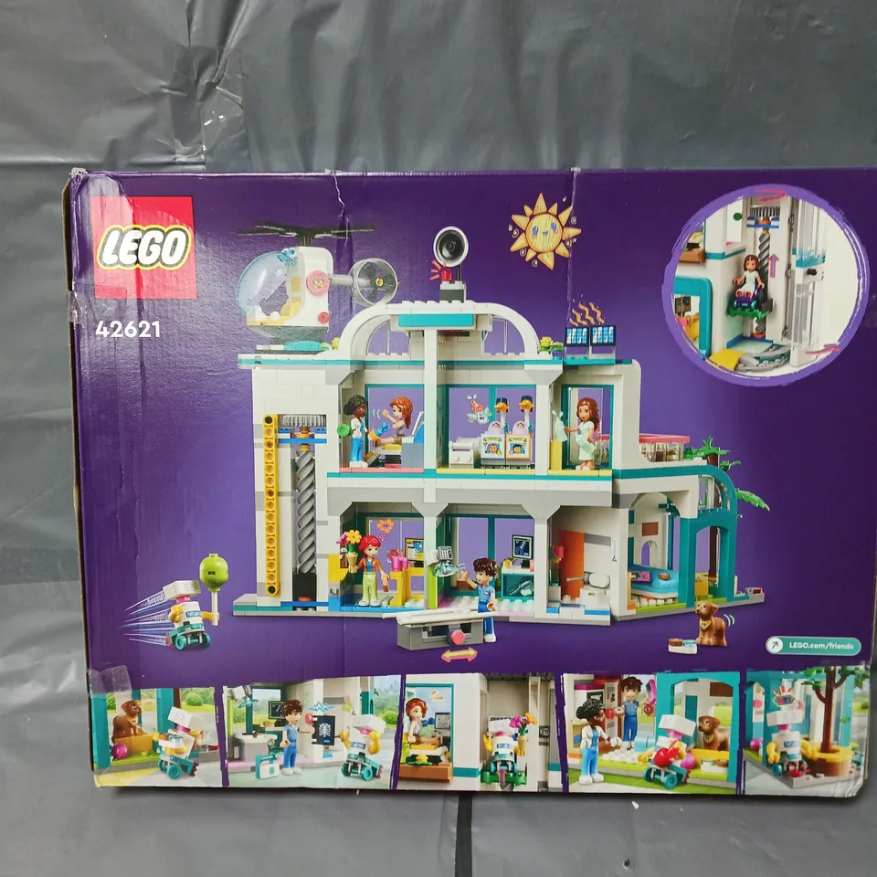 LEGO FRIENDS HEARTLAKE CITY HOSPITAL TOY SET 42621 RRP £89.99