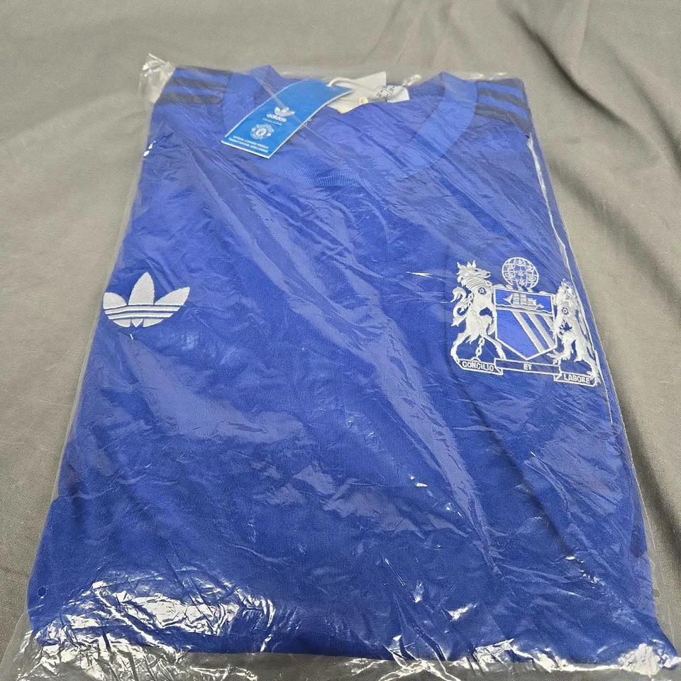 ADIDAS X MANCHESTER UNITED BLUE JUMPER - 2XL