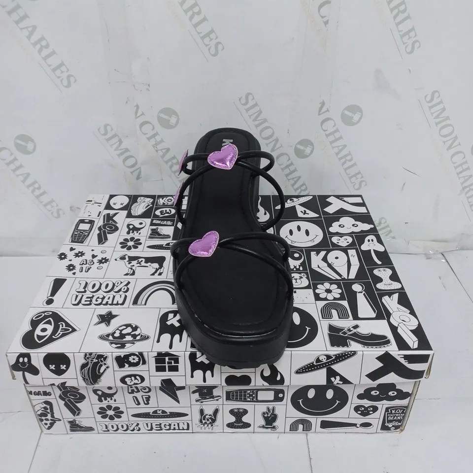 KOI FOOTWEAR LADIES BLACK WITH PURPLE HEARTS CHUNKY HEEL SANDALS SIZE 9