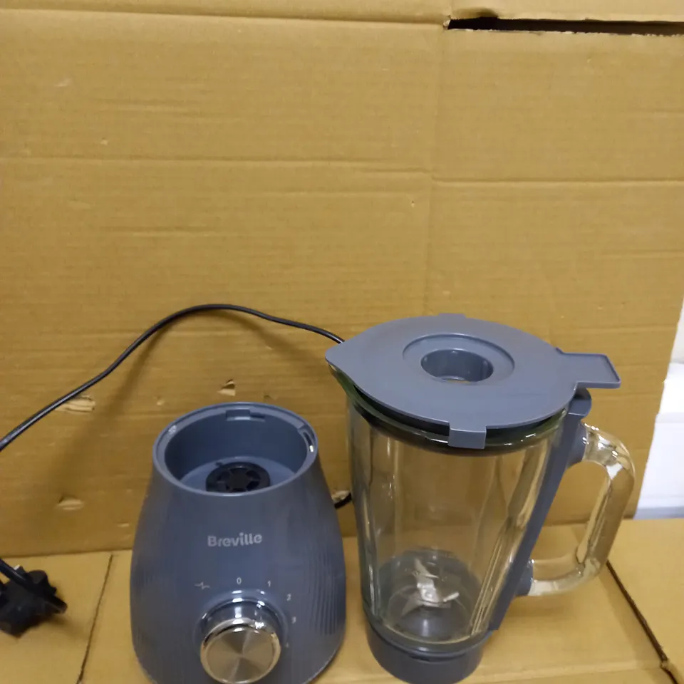 BREVILLE FLOW JUG BLENDER & SMOOTHIE MAKER