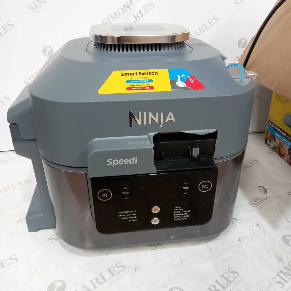 BOXED NINJA SPEEDI 10-IN-1 5.7L RAPID-COOKER & AIR FRYER ON400UK