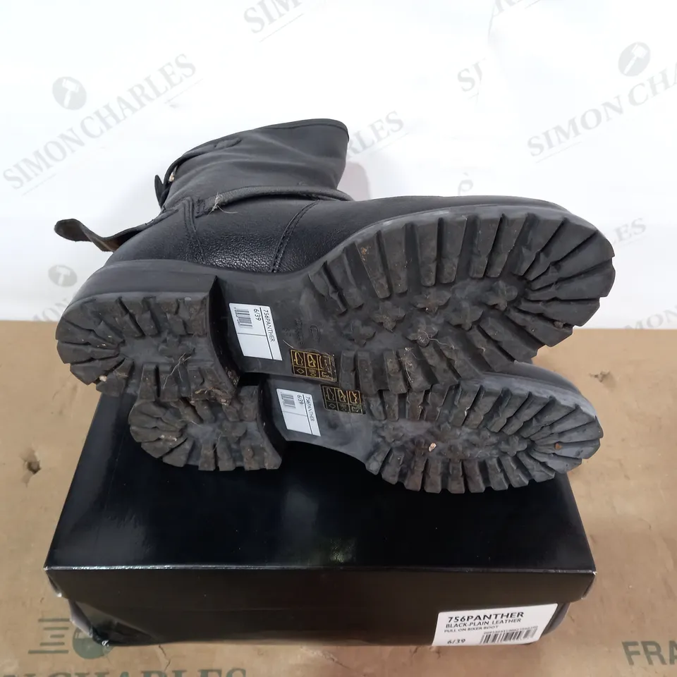 BOXED PAIR OF DUNE BLACK BOOTS - SIZE 39