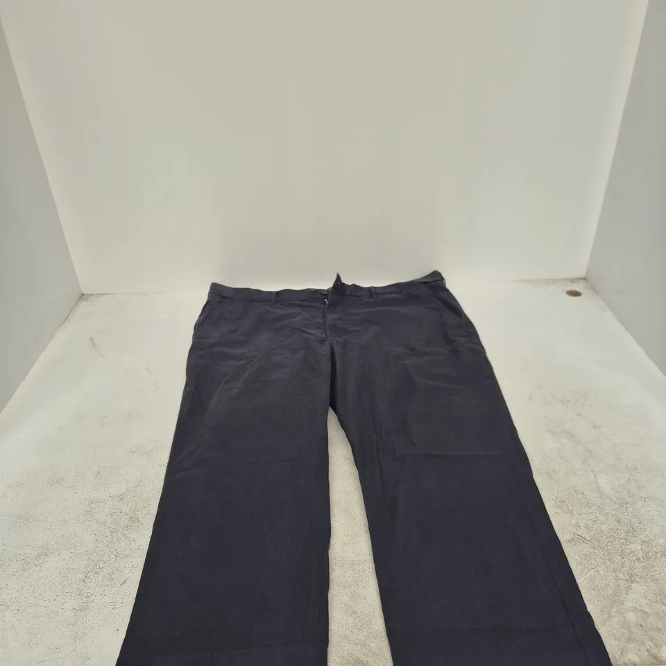 BLUE HARBOUR MEN'S TROUSERS - REGULAR, UK 42 (US 42IN WAIST / 31IN INSEAM)