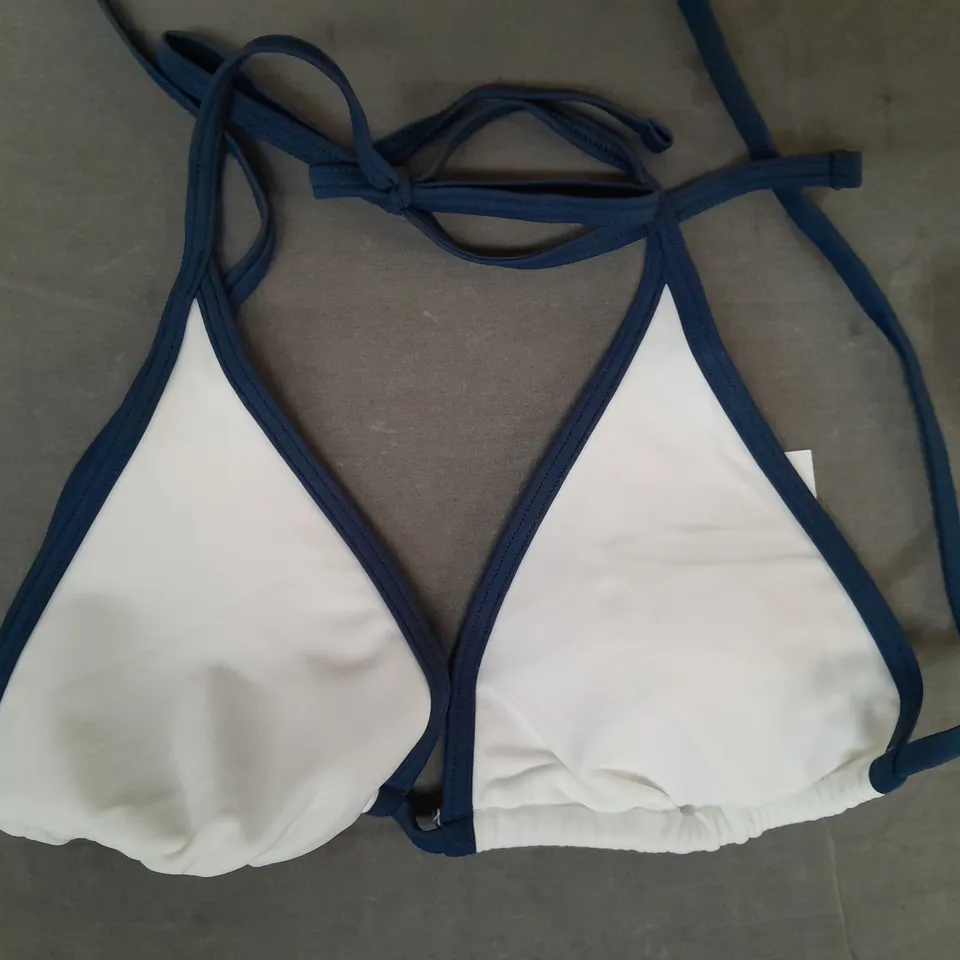 HOLLISTER CONTRAST STRAP BIKINI TOP IN WHITE/BLUE SIZE XS