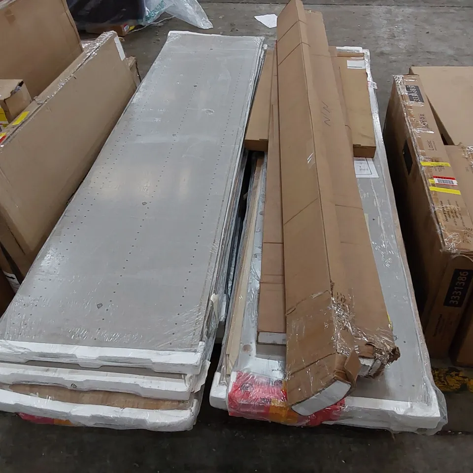 HILDESHEIM EXTRA 8 DOOR WARDROBE (MULTIPLE ITEMS ON PALLET)