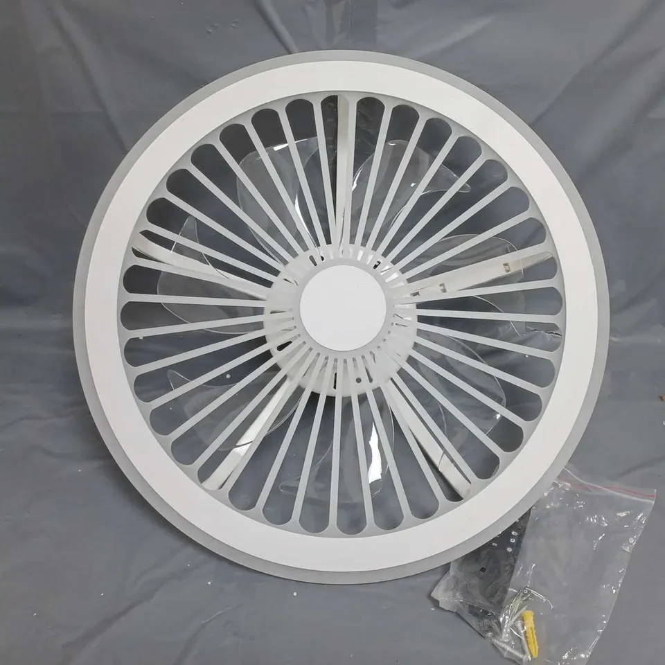 BOXED SMART FAN LIGHT 