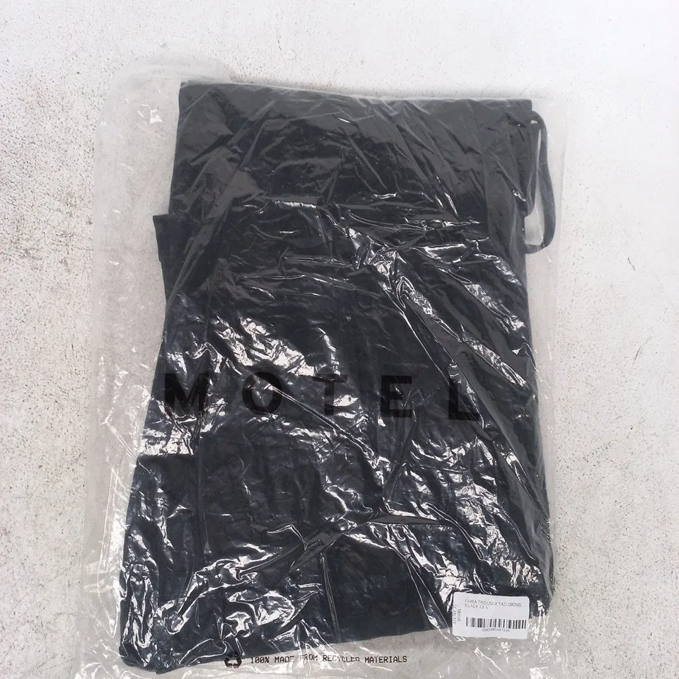 BAGGED MOTEL FARIA TROUSERS IN BLACK SIZE 23S
