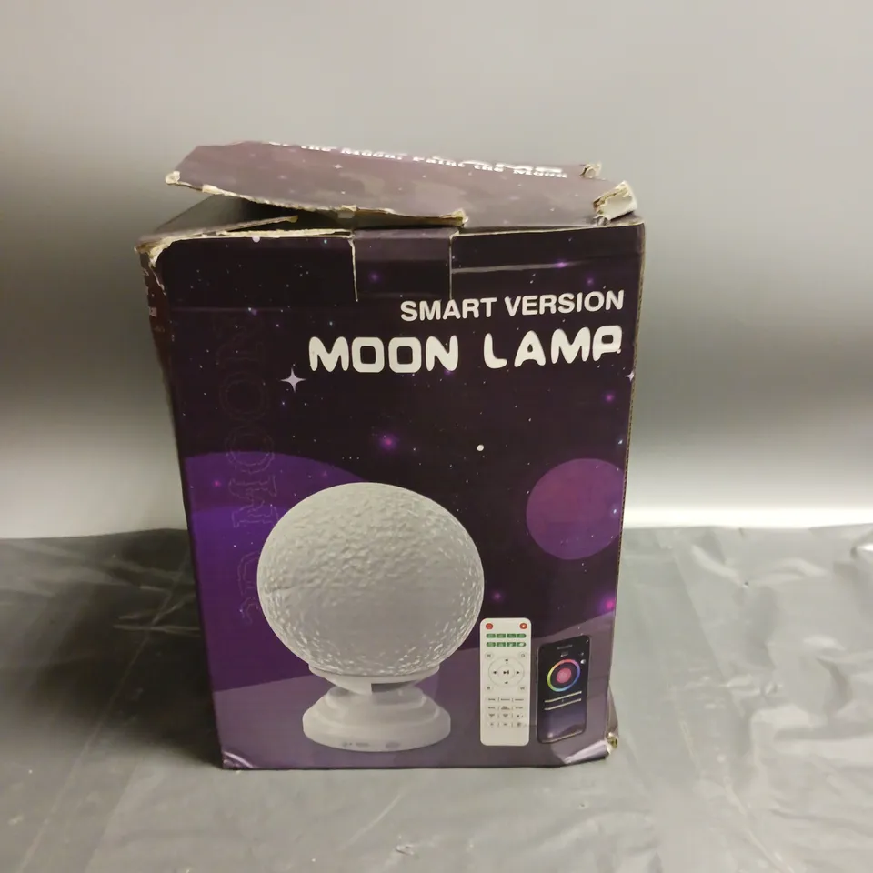 SMART VERSION MOON LAMP 7 COLOURS COMES WITH REMOTE CONTROL