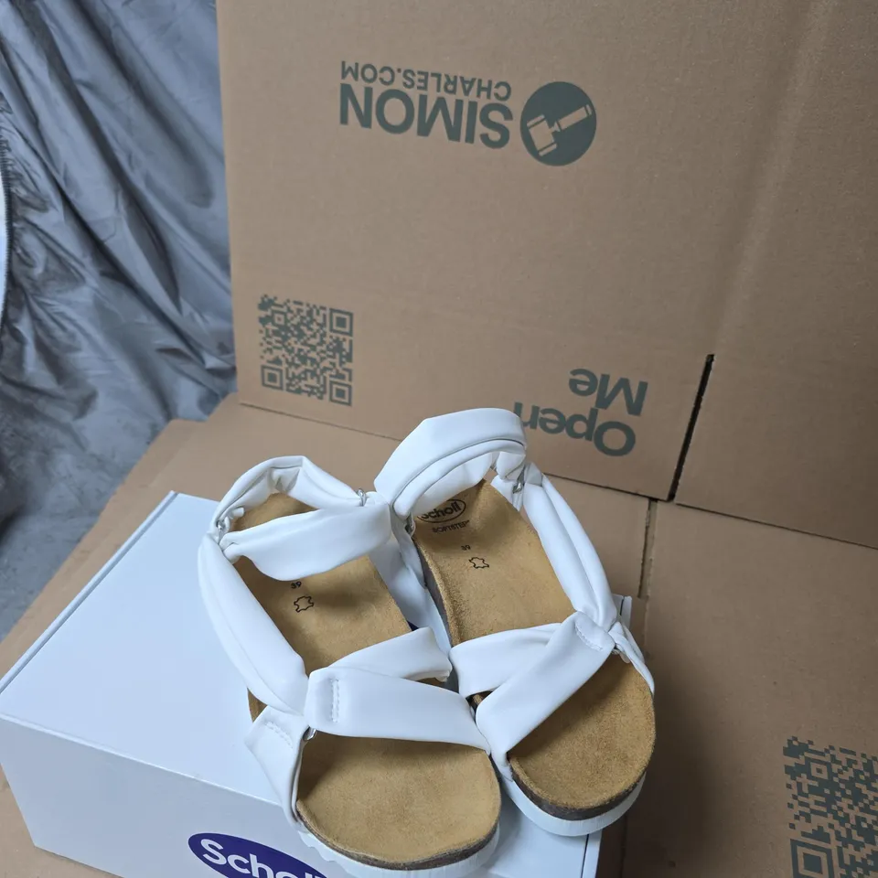 UK 6 SCHOLL WHITE SANDALS – SOFTSTEP (EU 39)