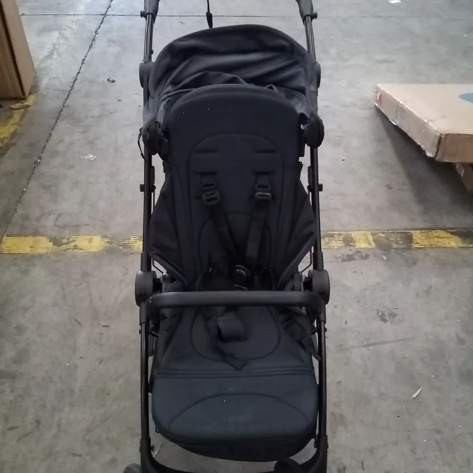 MAMAS & PAPAS PUSHCHAIR - BLACK 