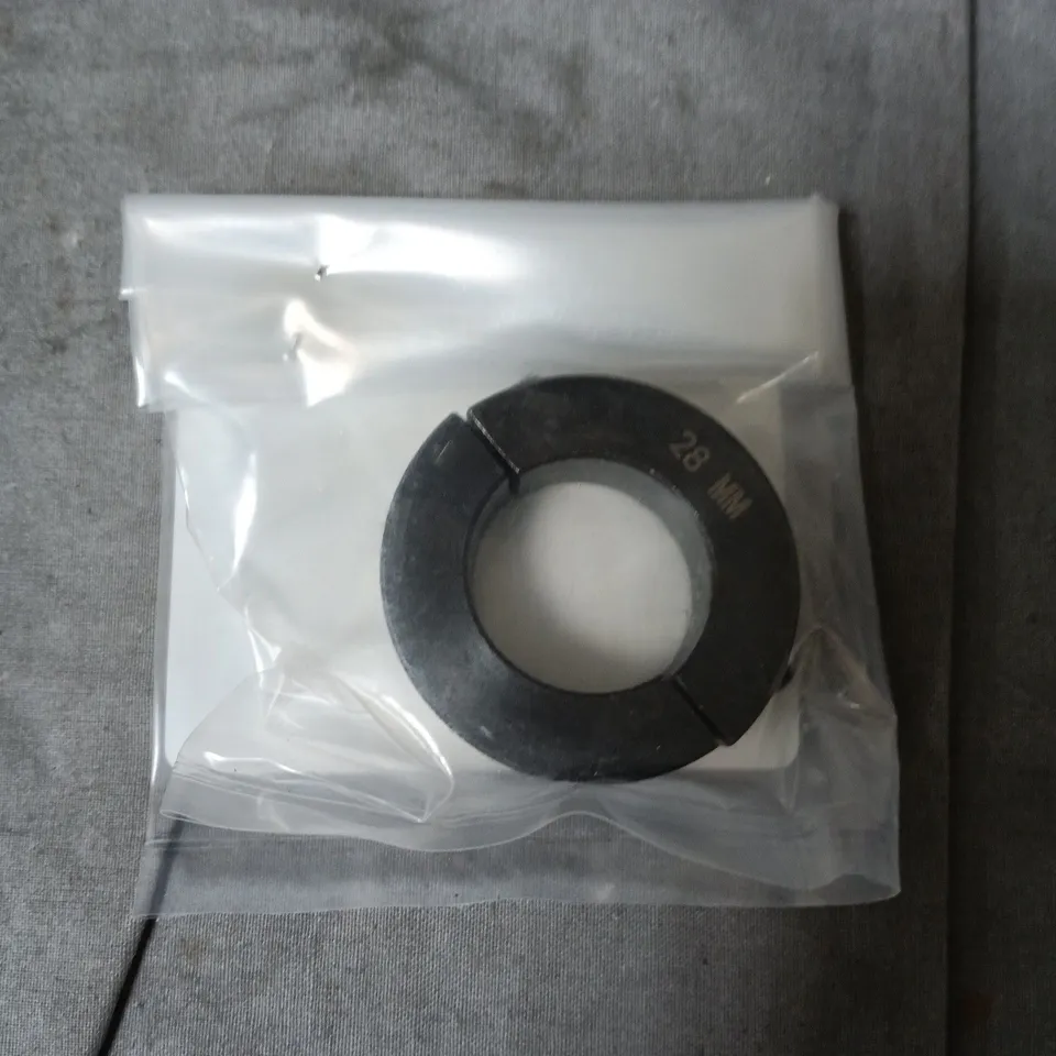 BOX OF APPROXIMATELY 15 ASSORTED AUTOMOTIVE ITEMS INCLUDING CAR AIR FRESHNER , LED HEADLIGHT AND SHAFT COLLAR