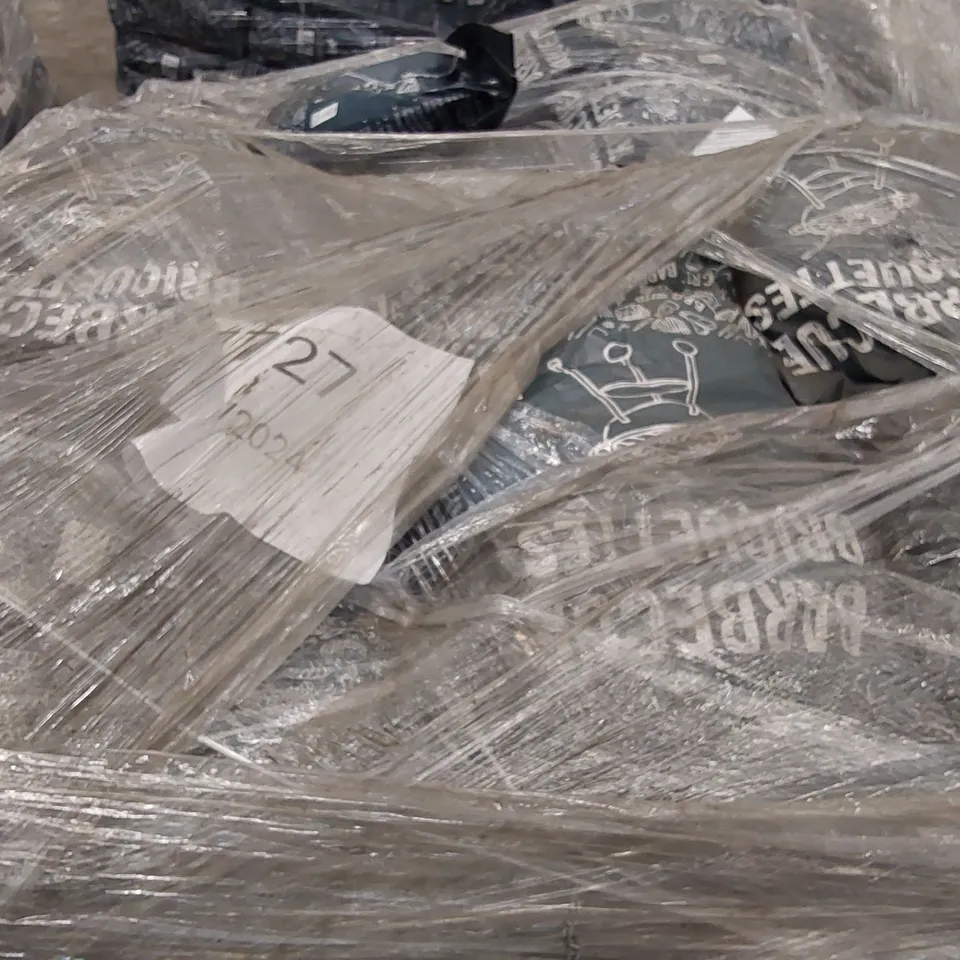 PALLET OF APPROXIMATELY 100X 5KG BAGS OF CHARCOAL BARBECUE BRIQUETTES 