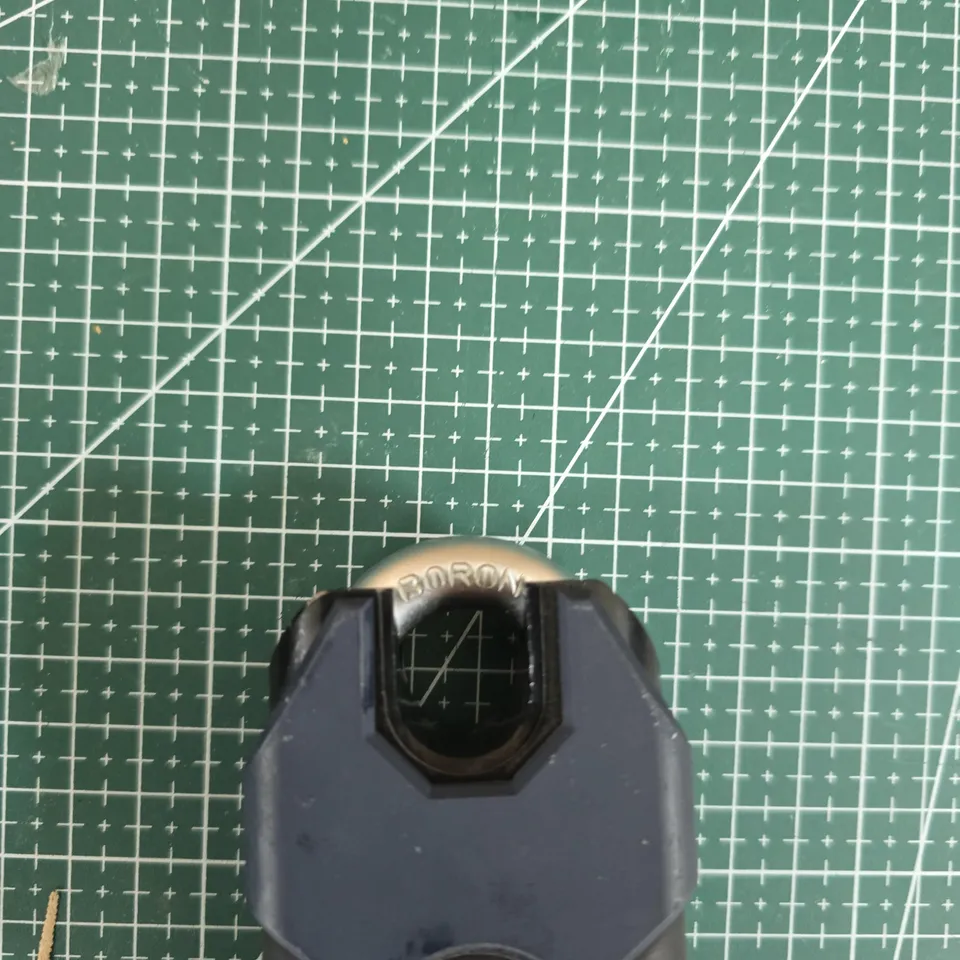 SQUIRE STRONGHOLD HARDENED SOLID STEEL PADLOCK WITH KEYS