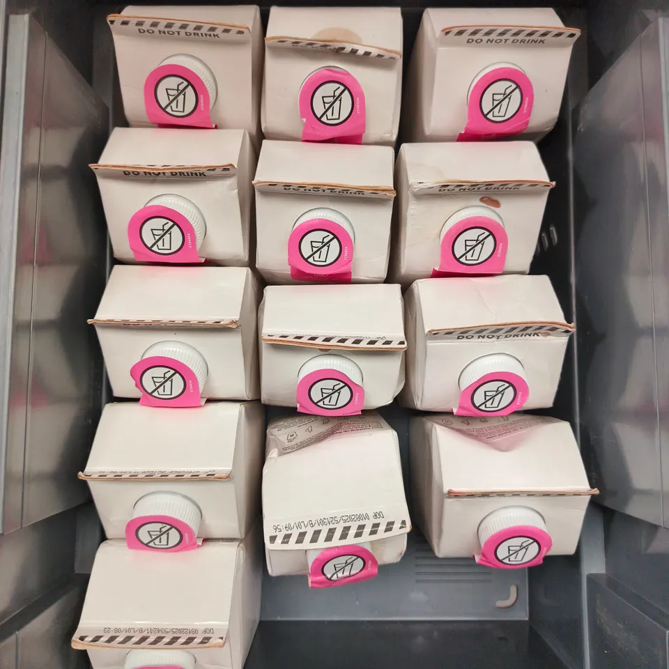 TOTE OF APPROXIMATELY 12 CARTONS OF SMOL WASHING UP LIQUID REFILLS 500ML PER CARTON