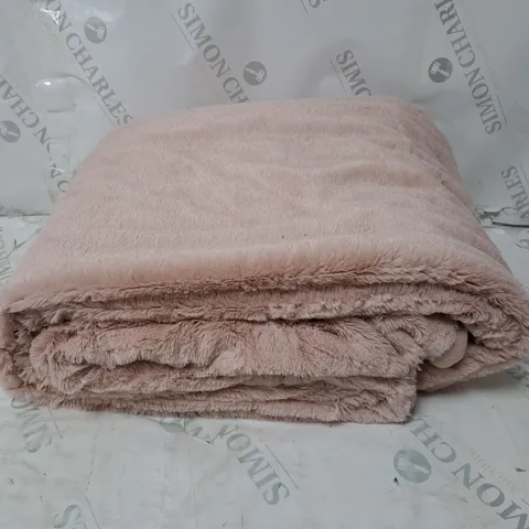 BOXED COZEE HOME VELVETSOFT HEATED THROW IN PINK