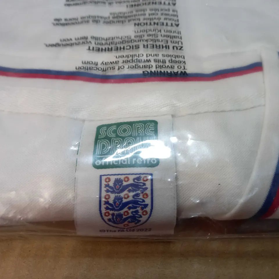 PACKAGED SCORE DRAW OFFICIAL RETRO WHITE/BADGE JERSEY - XLARGE