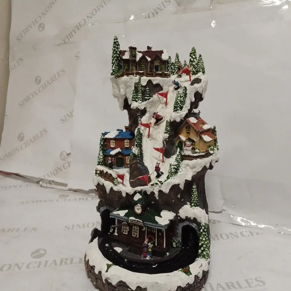 MUSI / TURNING SANTA SCENE