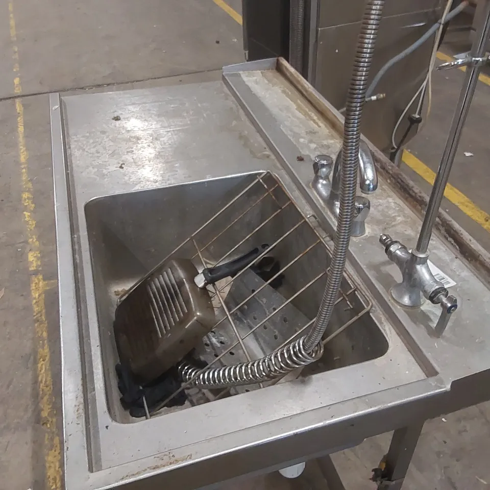 DISHWASHER FEED IN SINK AND FEED OUT TABLE