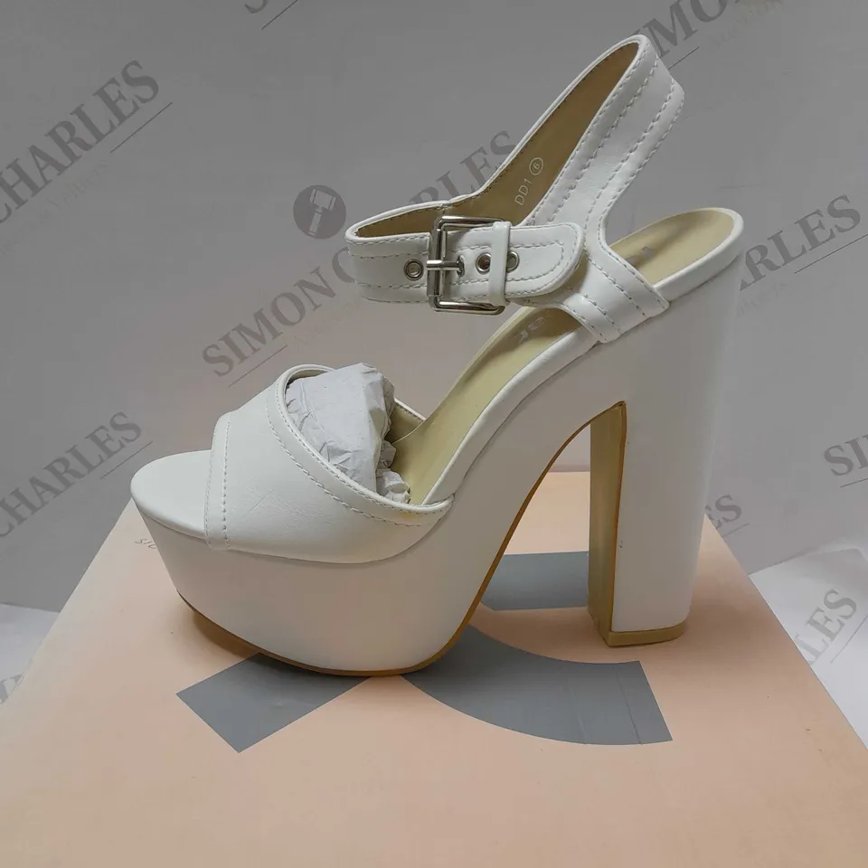 KOI SKY PLATFORM WHITE PU HEELS - SIZE 6