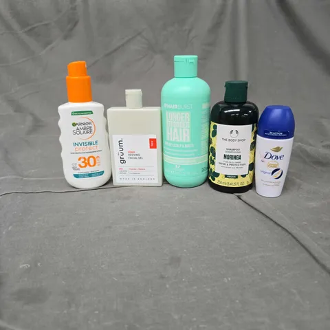 APPROXIMATELY 20 ASSORTED HEALTH & BEAUTY PRODUCTS TO INCLUDE DOVE ROLL ON, GARNIER AMBRE SOLAIRE AND THE BODY SHOP SHAMPOO