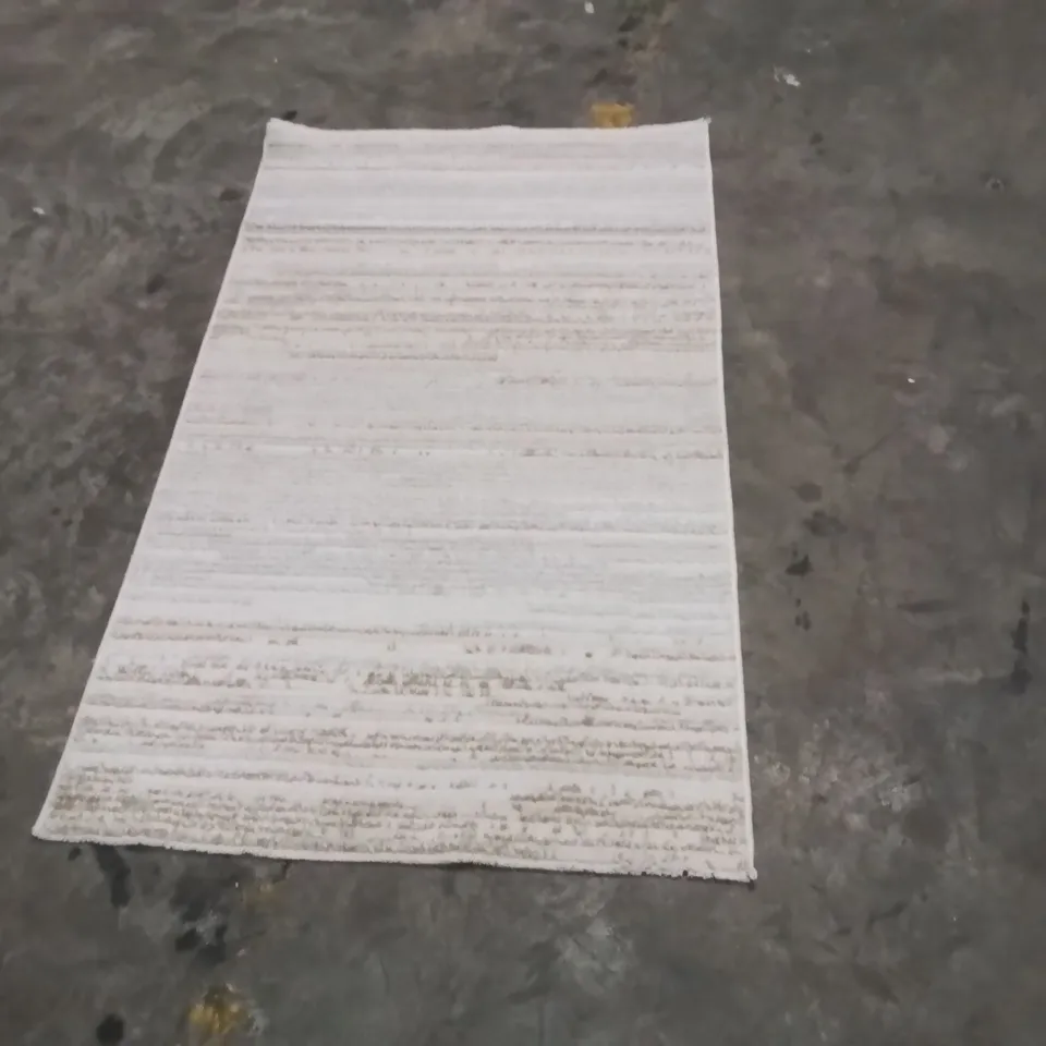 QUALITY DESIGNER AREA RUG - APPROXIMATELY 140X80CM