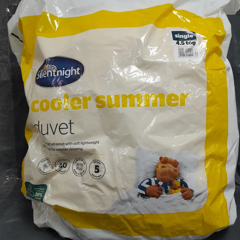 SILENTNIGHT COOLER SUMMER DUVET - SINGLE SIZE - 4.5 TOG