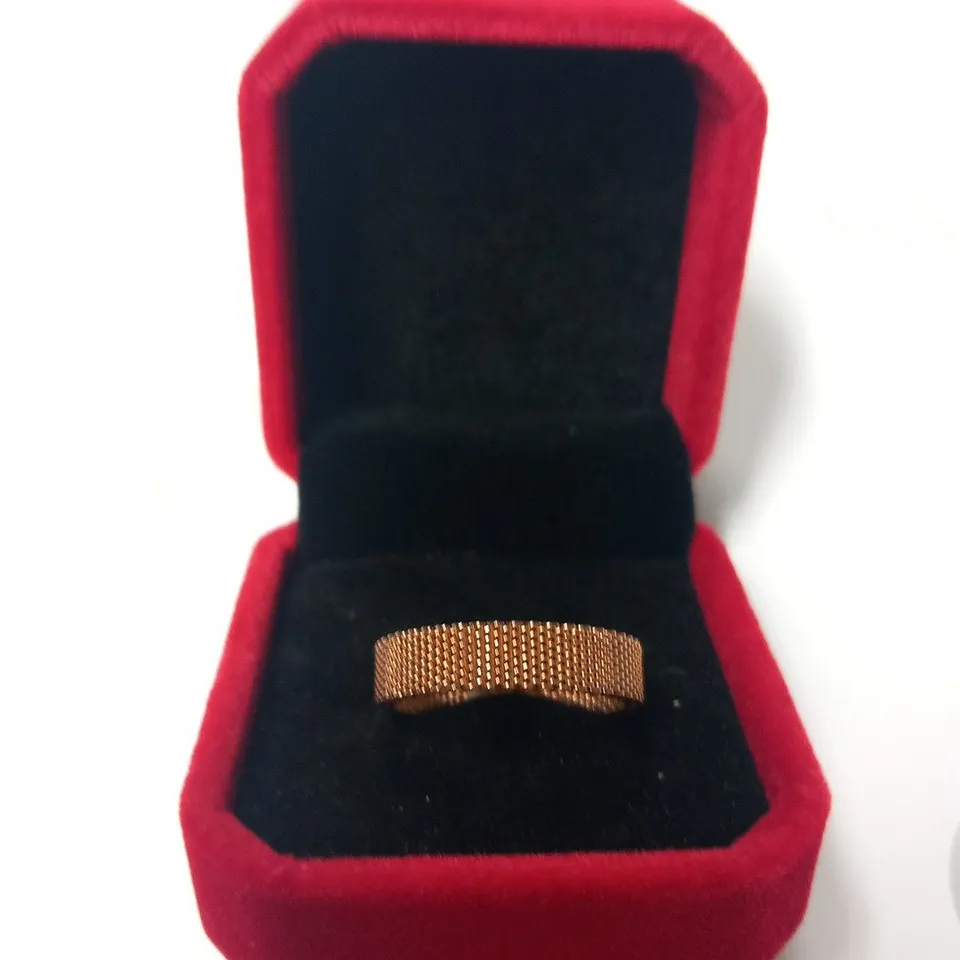 BERING ROSE PLATED BROAD MESH INNER RING SIZE 7