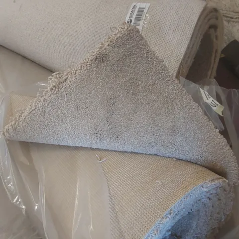 ROLL OF QUALITY FIRST IMPRESSIONS CLEAN CUT CARPET - APPROXIMATELY 4.21 x 4m