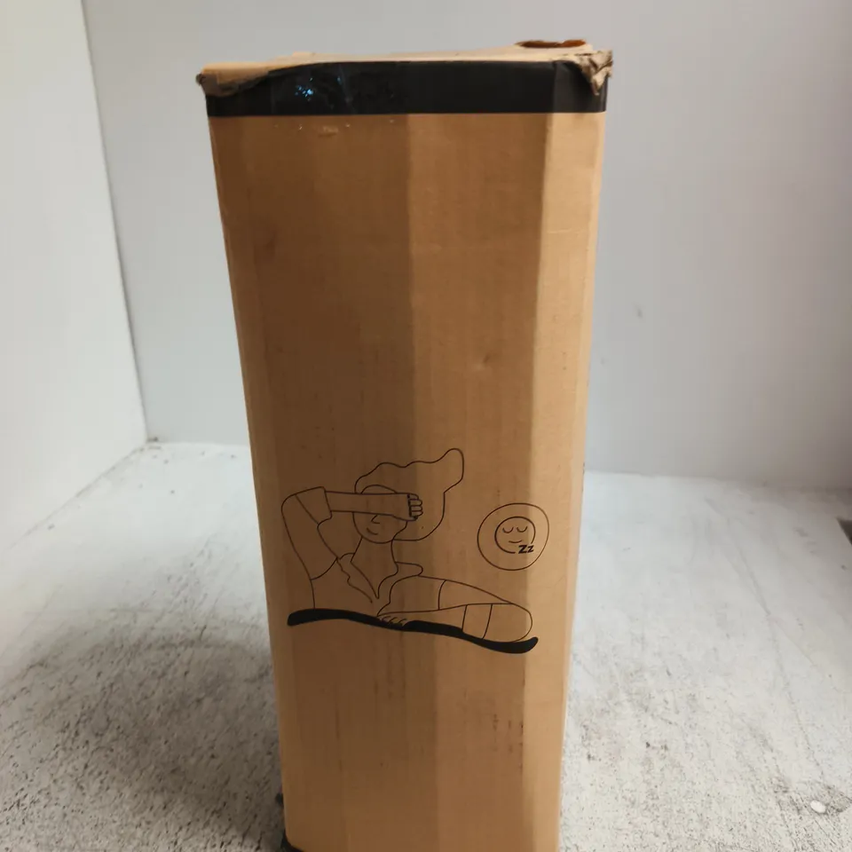 BOXED NECK SUPPORT PILLOW